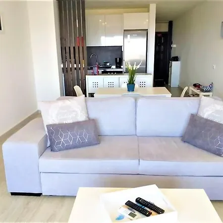 Magalie Sea View Apartment